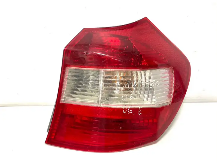 BMW 1 E81 E87 (2004 - 2011) 6924502 Задний фонарь в кузове — фото 1