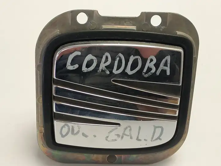 Seat Cordoba (6L) (2002 - 2009) 1M6827565B565C Замок крышки багажника — фото 1