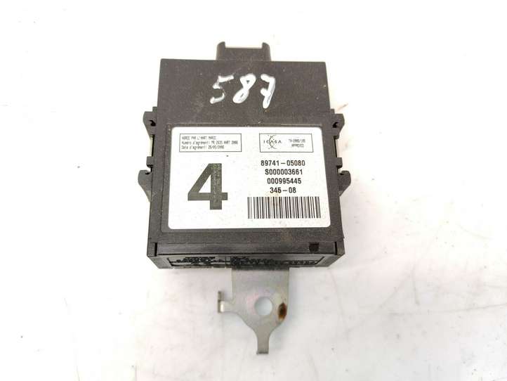 Toyota Avensis T270 (2009 - 2012)  8974105080 Блок управления дверью