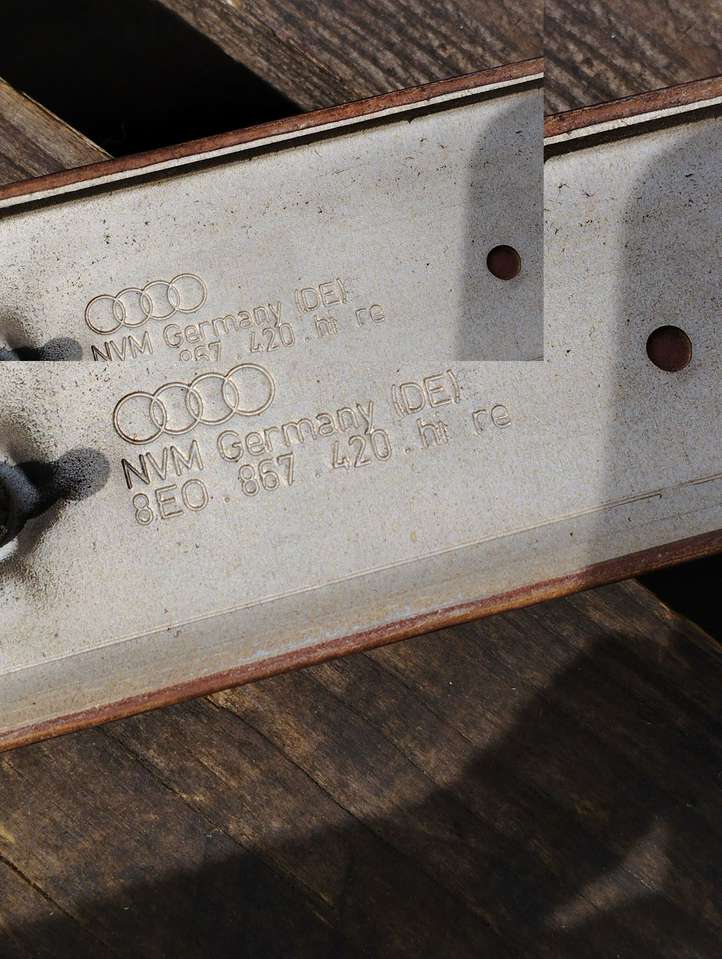 Audi A4 (2000 - 2006)  8E0867420  Отделка дверей (молдинги) задней двери