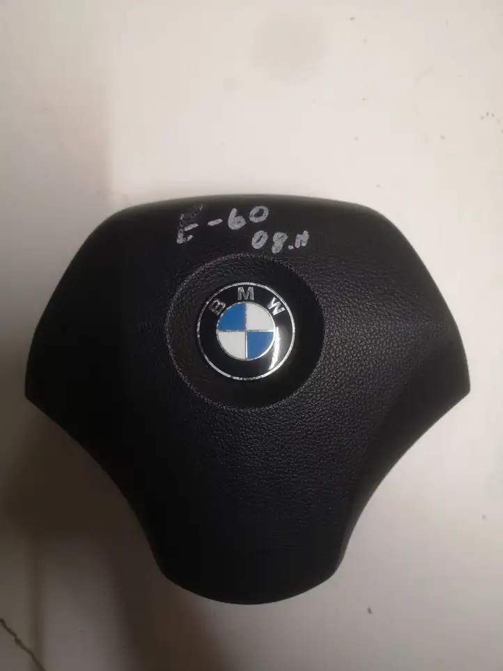 BMW 5 E60 E61 (2004 - 2010) 610708700 Подушка безопасности руля — фото 1