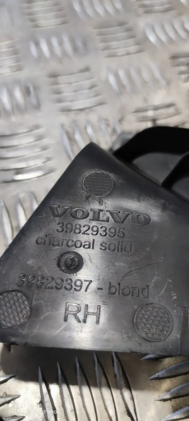Volvo XC90 (2014 - 2019) 39829395 Прочие детали салона — фото 2