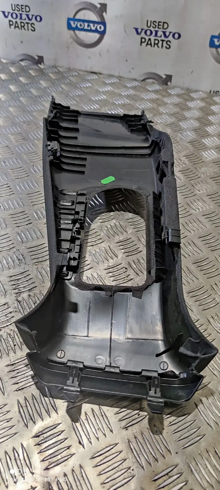 Mercedes-Benz CLA C117,X117,W117 (2013 - 2019) A1176900625 Верхняя обшивка стойки B — фото 3