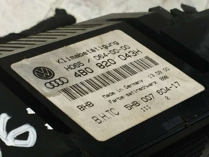 Audi A6 (1997 - 2001)  4B0820043H Блок управления кондиционера воздуха / климата/ печки (в салоне)