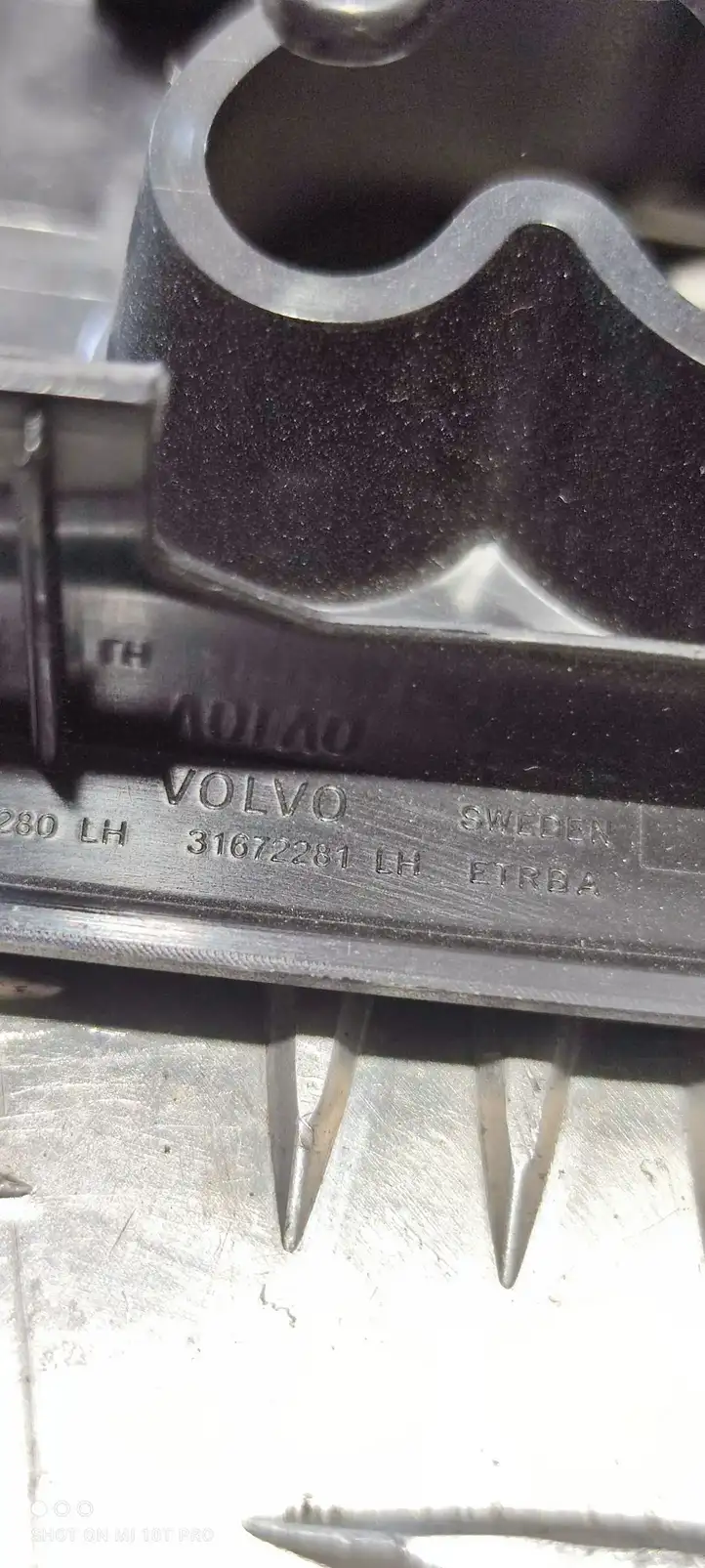 Volvo XC90 (2014 - 2019) 31672281 Прочие детали салона — фото 3