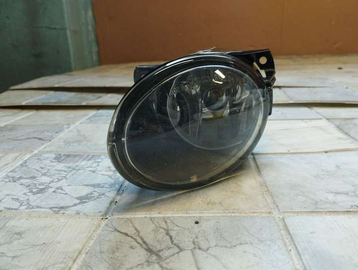 Volkswagen PASSAT B6 (2005 - 2010)  27129300 Передняя противотуманная фара