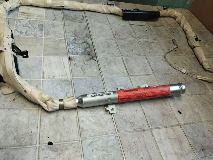 Mitsubishi Grandis (2003 - 2012)  603752300A Звукоизоляция крыши