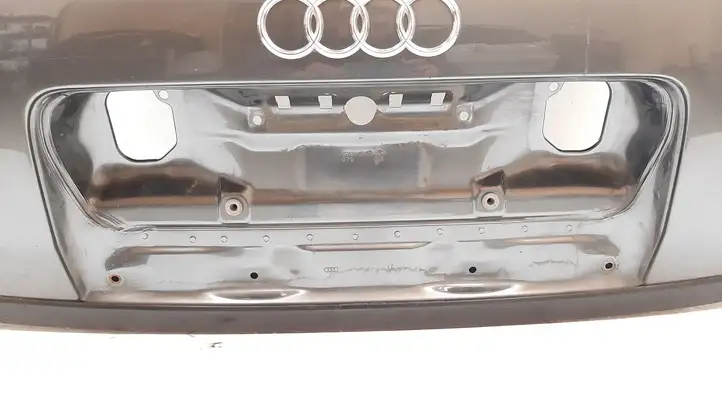 Audi RS6 (2002 - 2006) Крышка багажника — фото 3