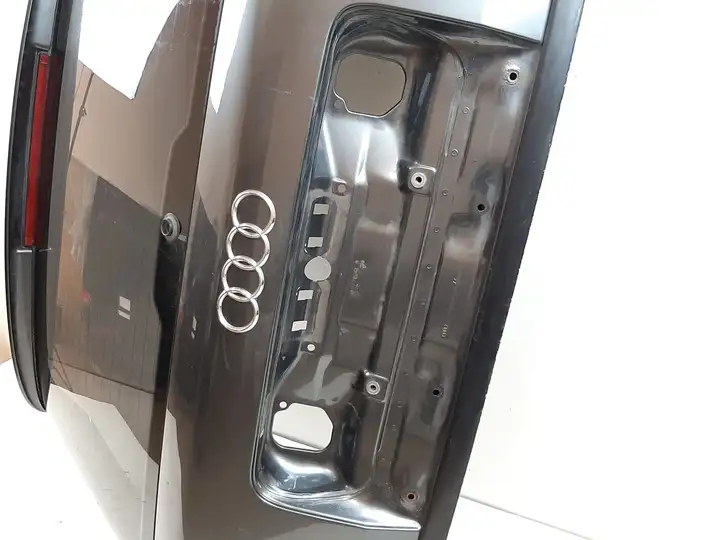 Audi RS6 (2002 - 2006) Крышка багажника — фото 7