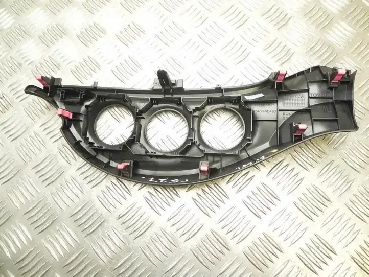 Toyota Yaris (2009 - 2012) 554060d490 Отделка блока климат-контроля — фото 6