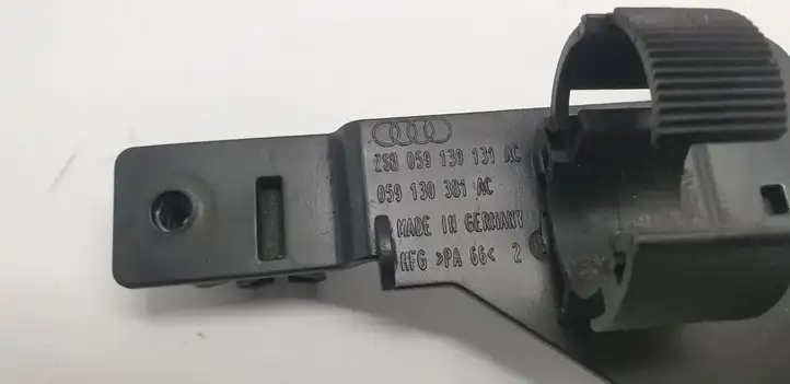 Audi A4 S4 B9 (2015 - 2019) 059130381AC Прочие детали моторного отсека — фото 7