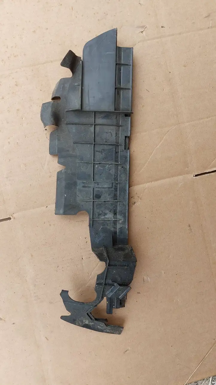 Audi A8 S8 D3 4E (2002 - 2005) 4E0121283D Дефлектор воздуха — фото 2