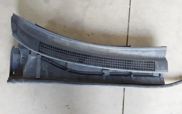 Toyota Avensis T270 (2009 - 2012) 5570805120 Жабо стеклоочистителей — фото 1