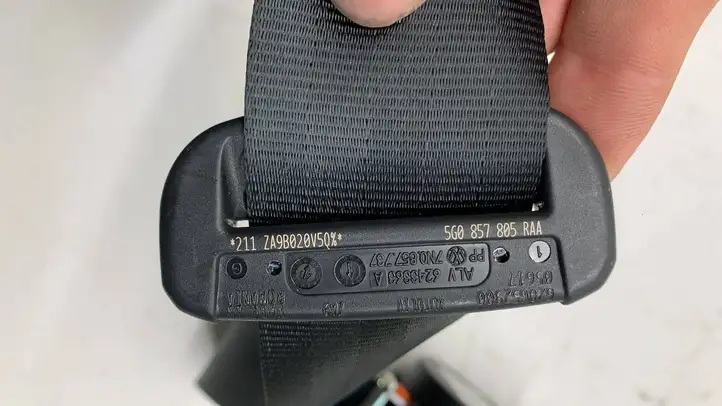 Volkswagen Golf VII (2013 - 2019) 5G0857805 Задний ремень безопасности — фото 4