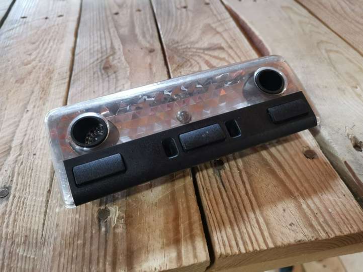 BMW X3 E83 (2003 - 2010)  6962046 Передняя подсветка