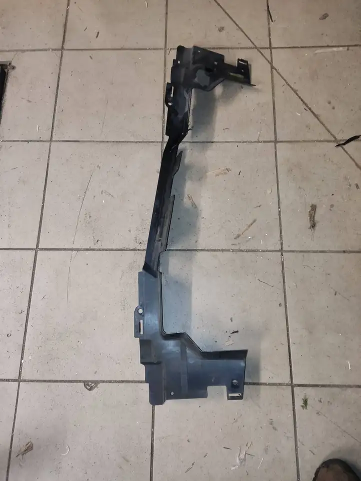 Land Rover Range Rover L405 (2012 - 2017) CPLA3A103A Дефлектор воздуха — фото 3