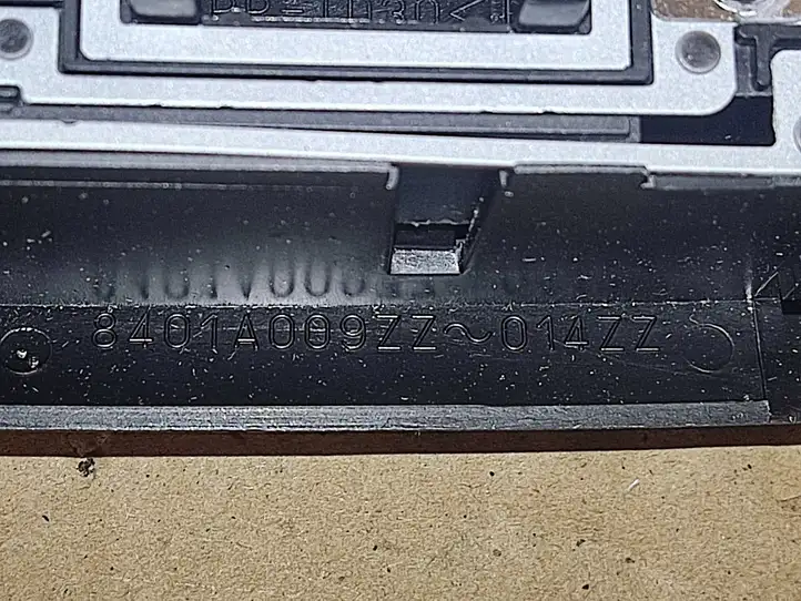 Mitsubishi Outlander (2018 - 2021) 1151_347 Передняя подсветка — фото 2