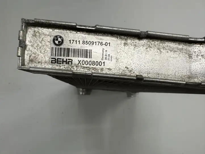 BMW 5 F10 F11 (2009 - 2016) 8509176 Радиатор охлаждающей жидкости двигателя — фото 1