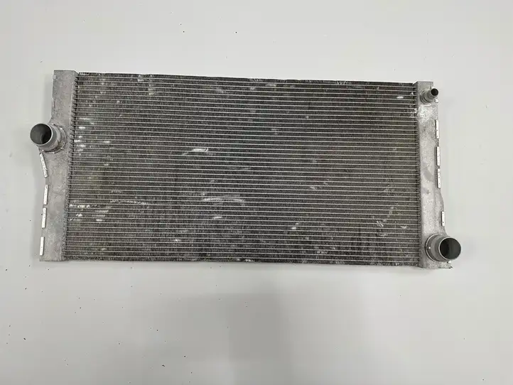 BMW 5 F10 F11 (2009 - 2016) 8509176 Радиатор охлаждающей жидкости двигателя — фото 4