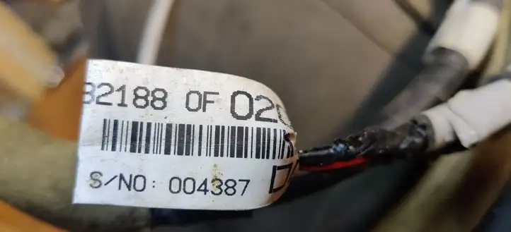 Toyota Corolla Verso AR10 (2004 - 2009) 821880F020 Жгут проводов крышки багажника — фото 2