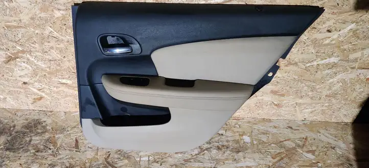 Chrysler 200 (2011 - 2014) 1SX461L1AD Обшивка задней двери — фото 2