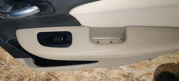 Chrysler 200 (2011 - 2014) 1SX461L1AD Обшивка задней двери — фото 3