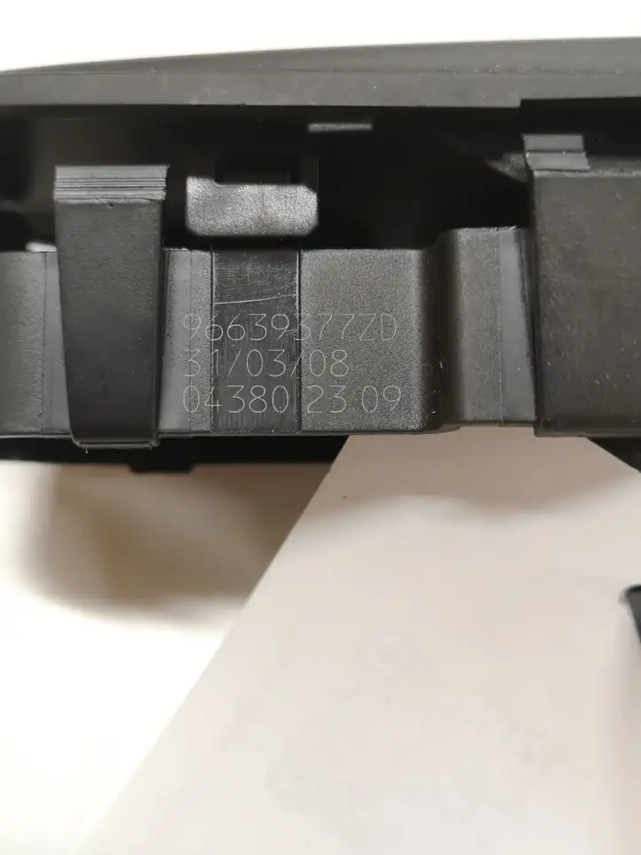 Citroen C4 I Picasso (2006 - 2013) 96639377ZD Блок кнопок стеклоподъемников — фото 3