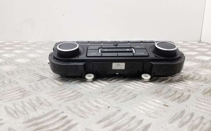 Volkswagen Tiguan (2007 - 2011)  5K0907044DT Блок управления кондиционера воздуха / климата/ печки (в салоне)