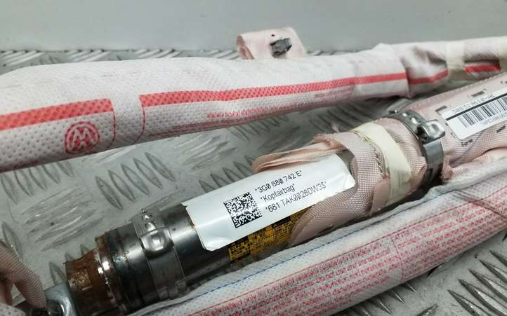 Volkswagen PASSAT B8 (2015 - )  3G0880742E Звукоизоляция крыши