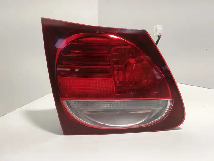 Lexus GS 300 350 430 450h (2004 - 2007) 30328L Задний фонарь в крышке багажника — фото 1