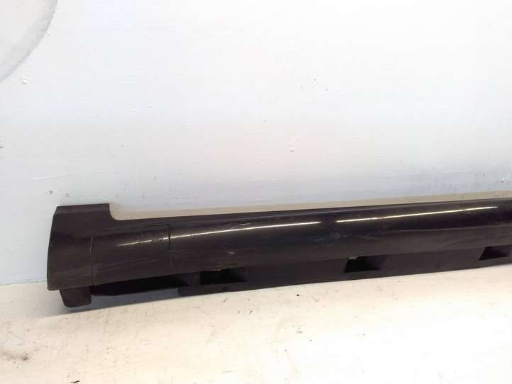 Volkswagen PASSAT B6 (2005 - 2010)  3C0853855D Порог