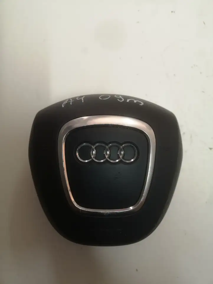 Audi A4 S4 B8 8K (2007 - 2011) 8K0880201 Подушка безопасности руля — фото 1