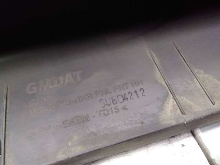 Chevrolet Captiva (2006 - 2011)  96804212 Порог