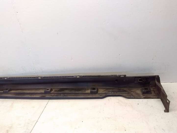 Opel Vectra (2002 - 2005)  13187550 Порог