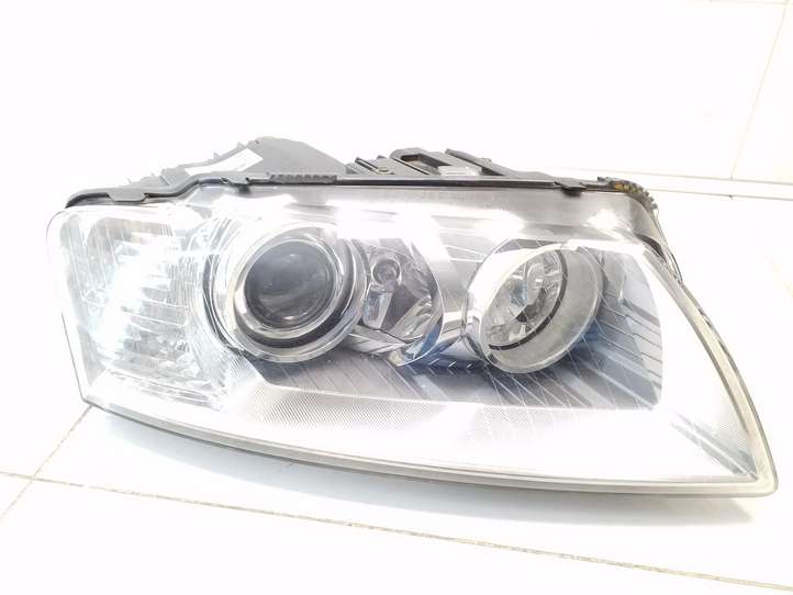 Audi A8 (2005 - 2007)  4E0941030BR Передняя фара