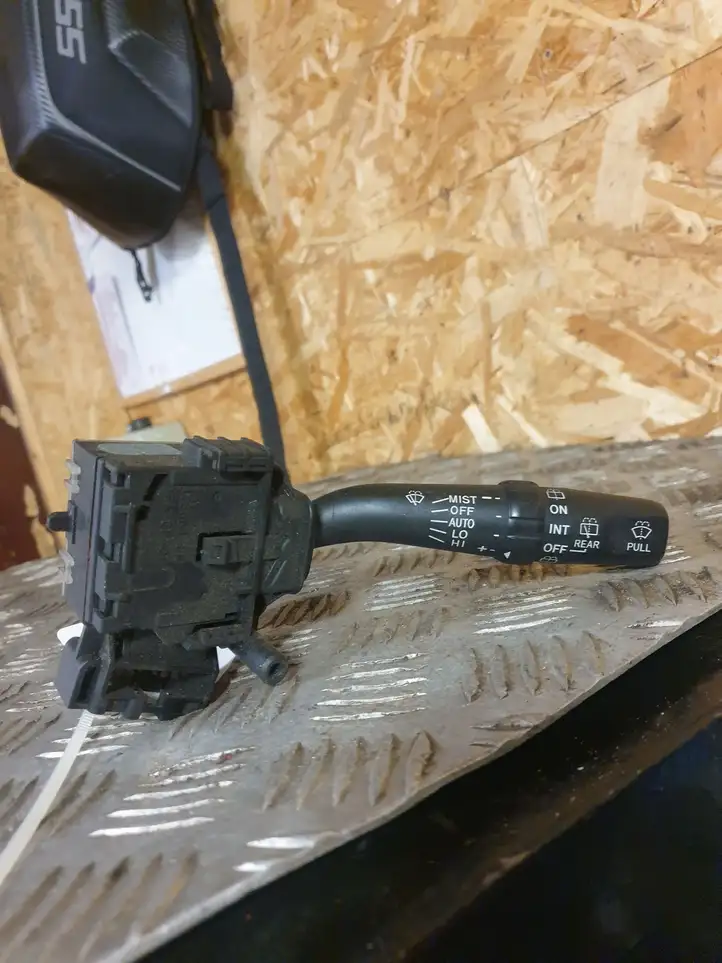 Toyota Avensis T250 (2003 - 2006) Переключатель стеклоочистителей — фото 1