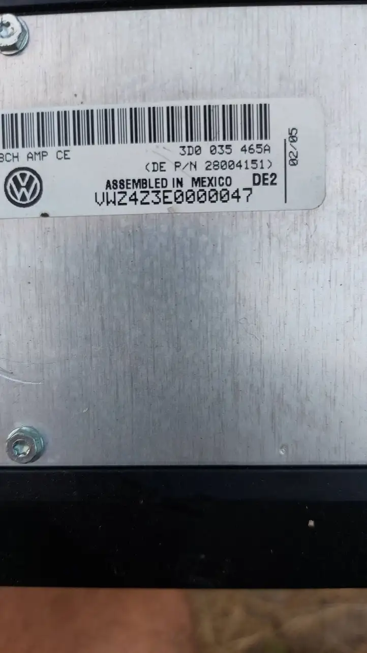 Volkswagen Phaeton (2002 - 2008) VWZ4Z3E0000047 Усилитель звука — фото 2