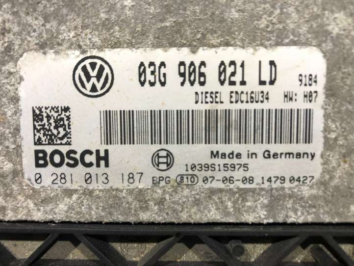 Skoda Octavia Mk2 (1Z) (2004 - 2013)  03G906021LD Блок управления двигателя