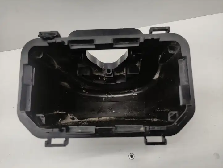 BMW 3 F30 F35 F31 (2012 - 2018) 9224854 Крышка ящика предохранителей — фото 3