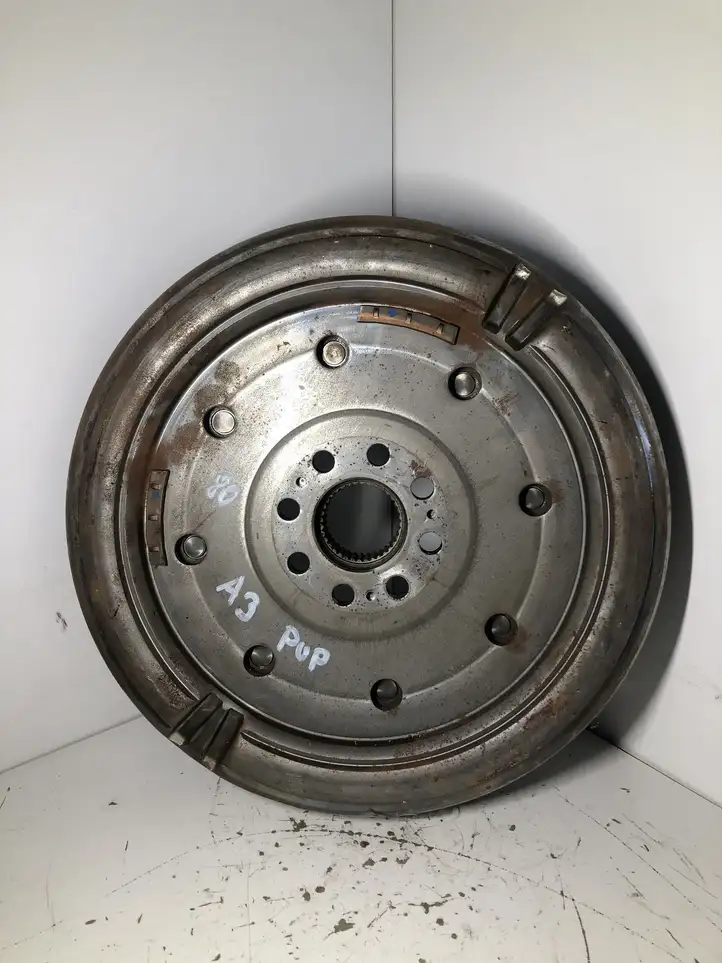 Audi A3/S3 8V (2012 - 2016) 06K105266J Двухмассовый маховик — фото 1