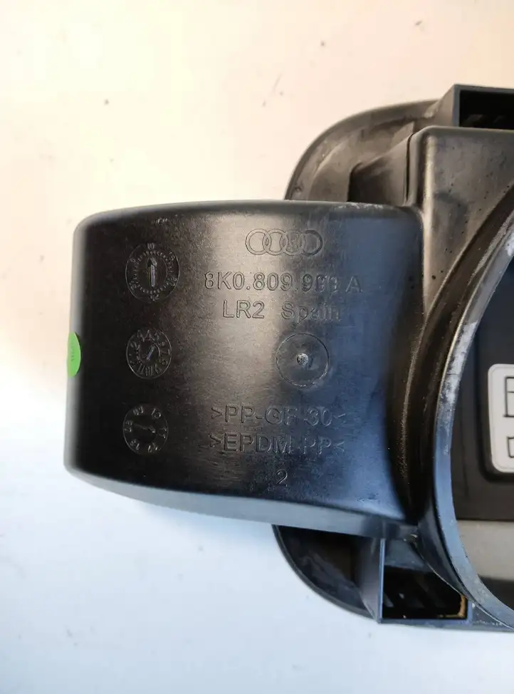 Audi A4 S4 B8 8K (2007 - 2011) 8K0809999A Крышка топливного бака — фото 7