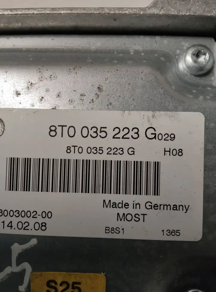 Audi A4 S4 B8 8K (2007 - 2011) 8T0035223G Усилитель звука — фото 2