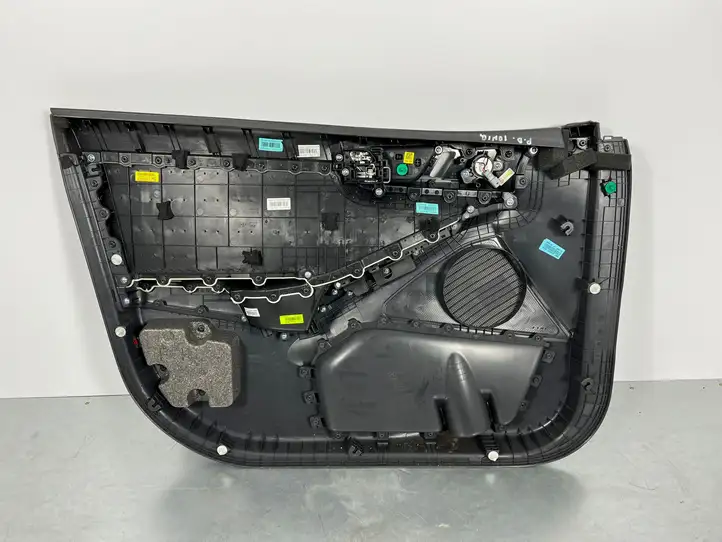 Hyundai Ioniq (2016 - ) 82350G2000 Обшивка передней двери — фото 2