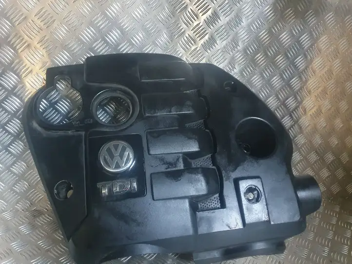 Volkswagen PASSAT B5.5 (2001 - 2005) 038103925GL Крышка двигателя декоративная — фото 1