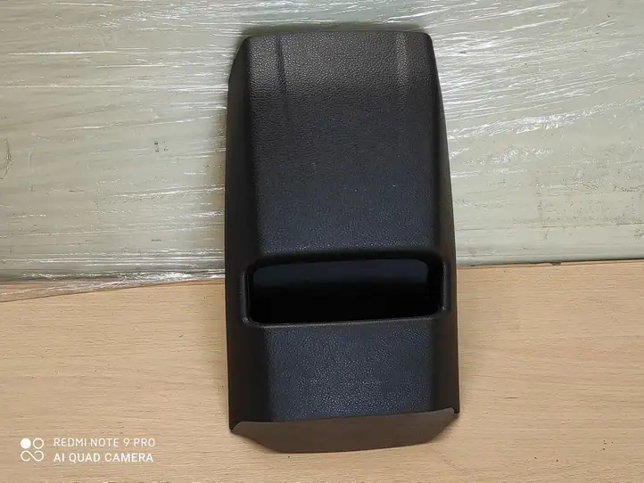 Ford Focus (2015 - 2019) F1EBA043B63A Другая деталь консоли (туннеля) — фото 1