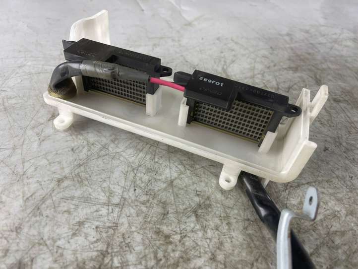 Mitsubishi Grandis (2003 - 2012)  0971000310 Реостат вентилятора печки
