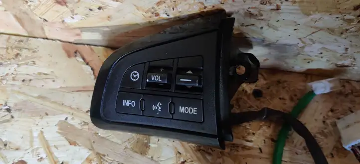 Mazda 6 (2012 - 2015) 75B979RH Кнопки на рулевом колесе — фото 3