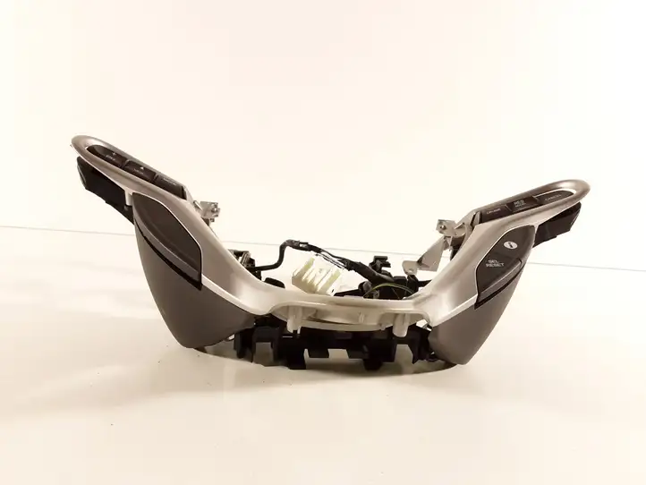 Honda Jazz (2008 - 2014) M30830 Кнопки на рулевом колесе — фото 2