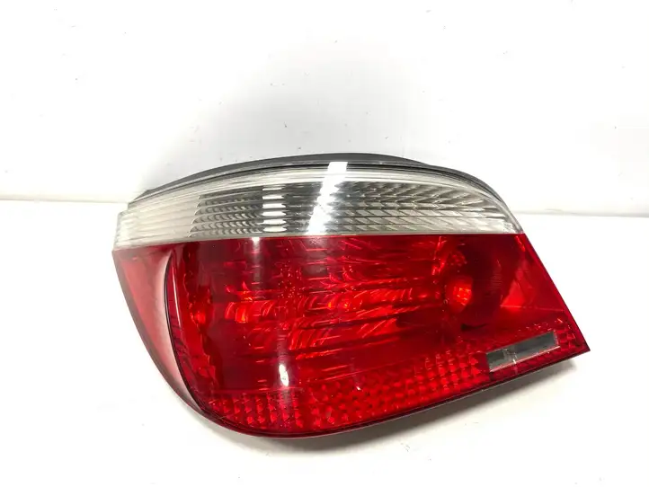 BMW 5 E60 E61 (2004 - 2010) 6910767 Задний фонарь в кузове — фото 2