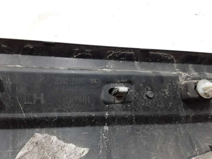 Land Rover Range Rover Evoque (2011 - 2015)  BJ3221065BH Отделка (молдинг) передней двери